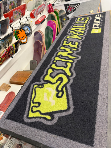VINTAGE 1990'S SLIME WALLS RIDE SNOWBOARDS NON SLIP RUBBER BACKED RUG